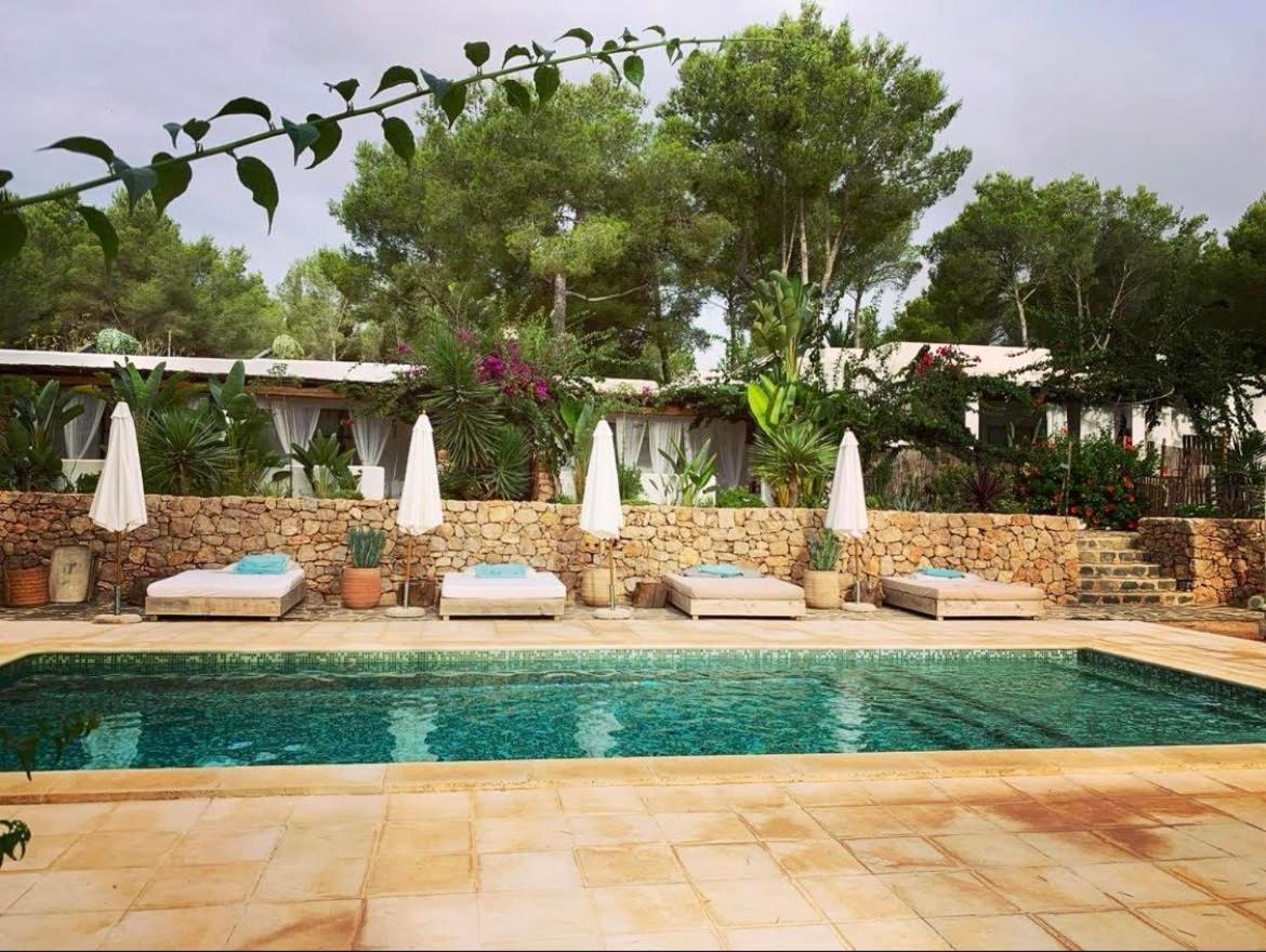 Ipunga Ibiza - Adults Only Villa Cala Llonga  Exterior photo